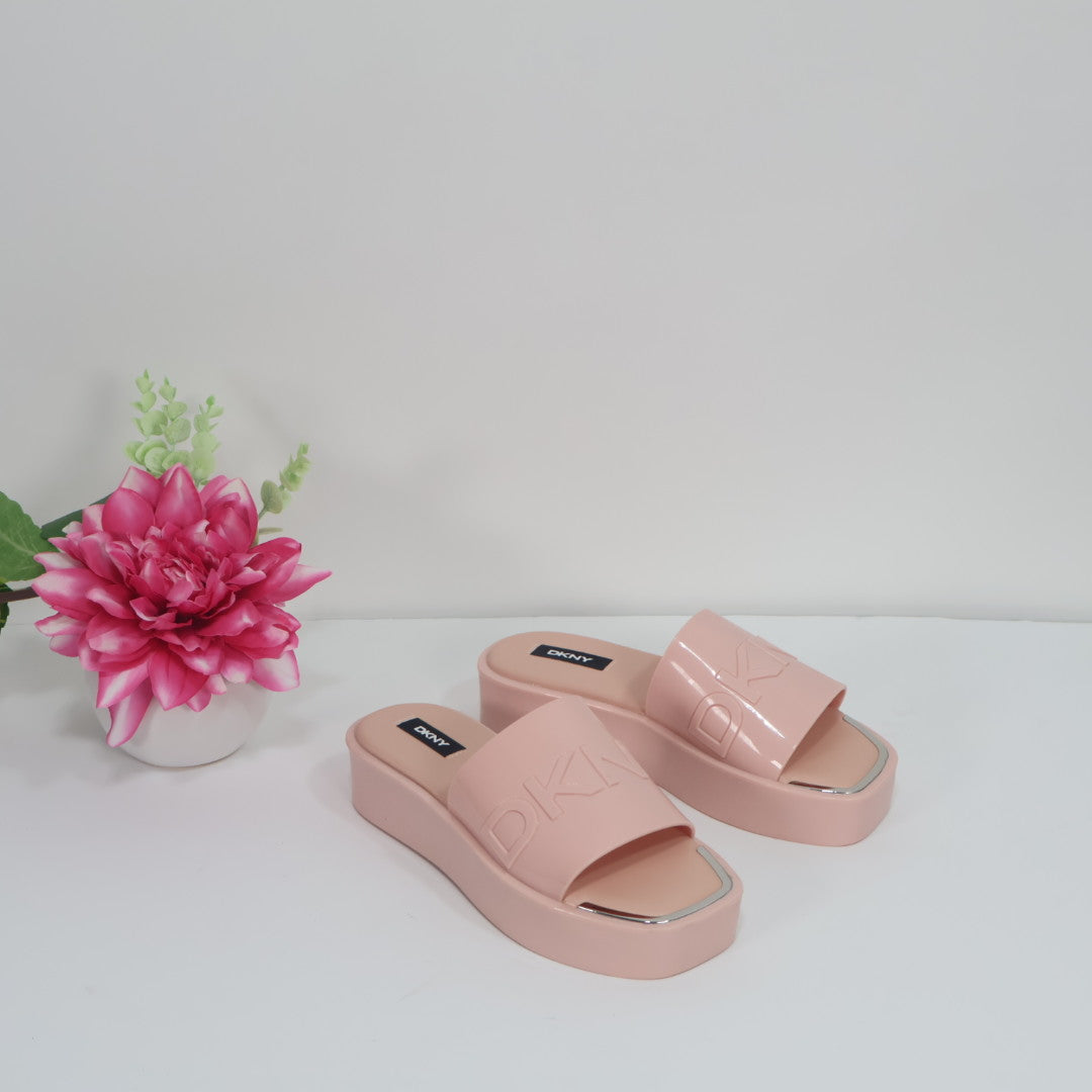 DKNY Women's Laren Platform Slide Sandals