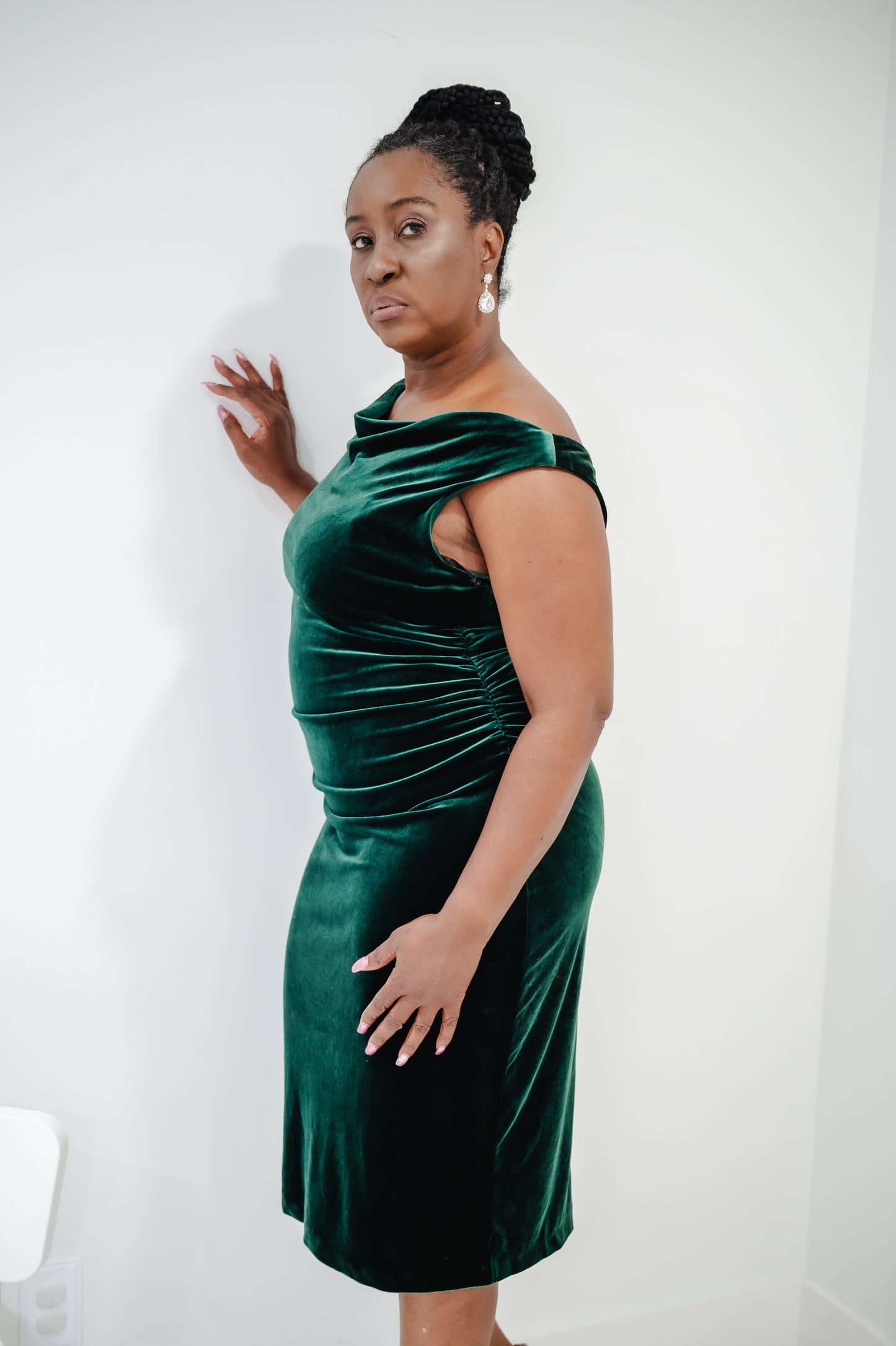 Kensie Womens Velvet Knee-Length Cocktail and Party Dress