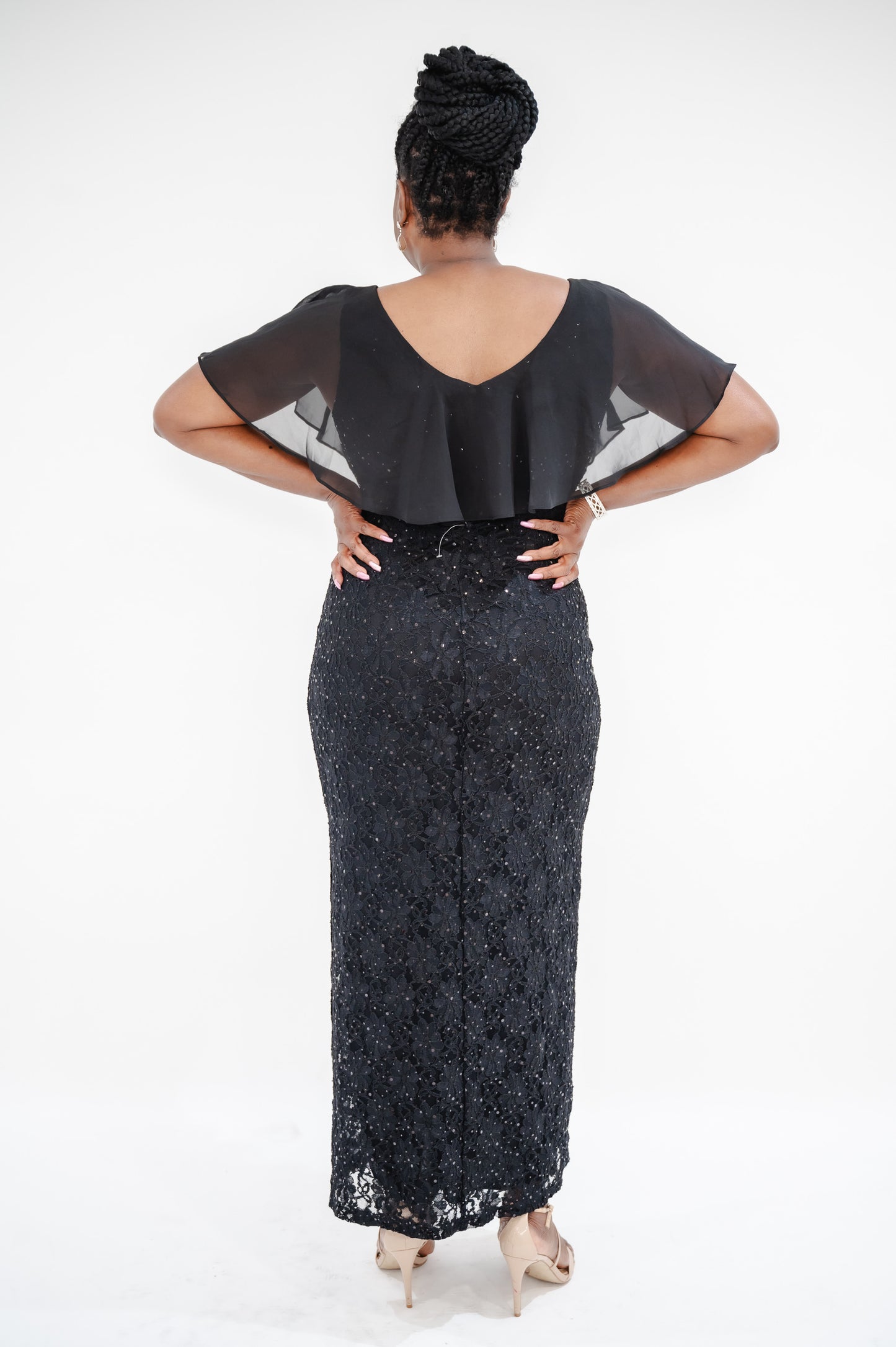CONNECTED
Plus Size Sequined Lace Overlay Gown