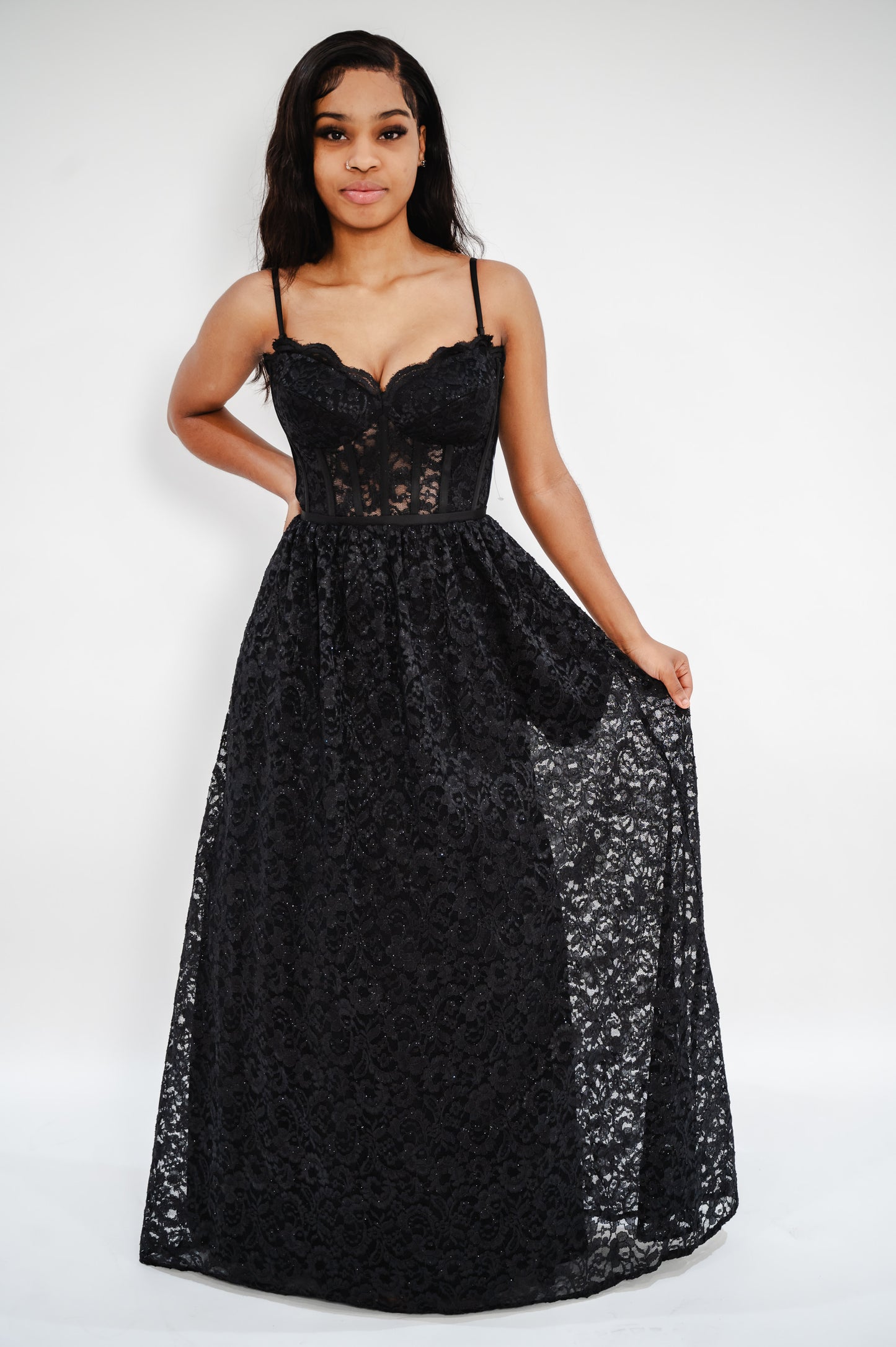 MORGAN & COMPANY Juniors' Strapless Glitter Lace Gown